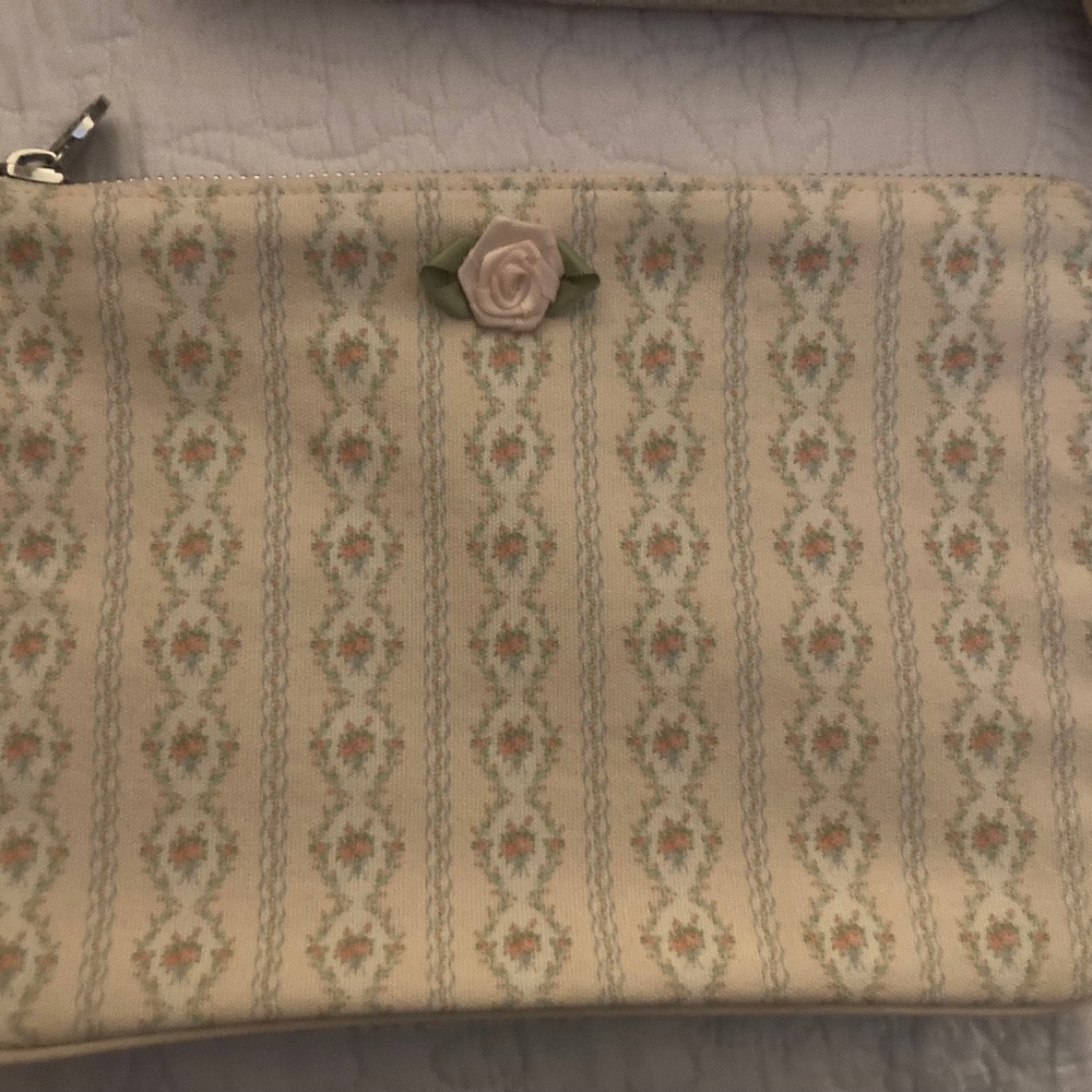 NWOT Stoney Clover Lane Curtain Call Flat Pouch